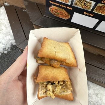 Bake on the Run - Dahl and salfish bakes samples - IG @bougiefoodieboi - Food Trucks Near Me - Portland, Oregon Bake on the Run - Dahl and salfish bakes samples - IG @bougiefoodieboi - Food Trucks Near Me - Portland, Oregon
