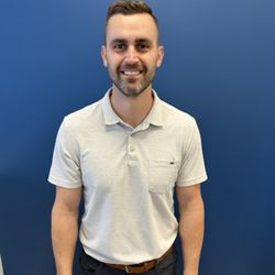 I'm Dr. Garrett Knuckles and I'm passionate about helping people live a happy and pain-free life.  You deserve to feel your best!