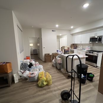 Prime Moving - Movers Near Me - Glendale, California