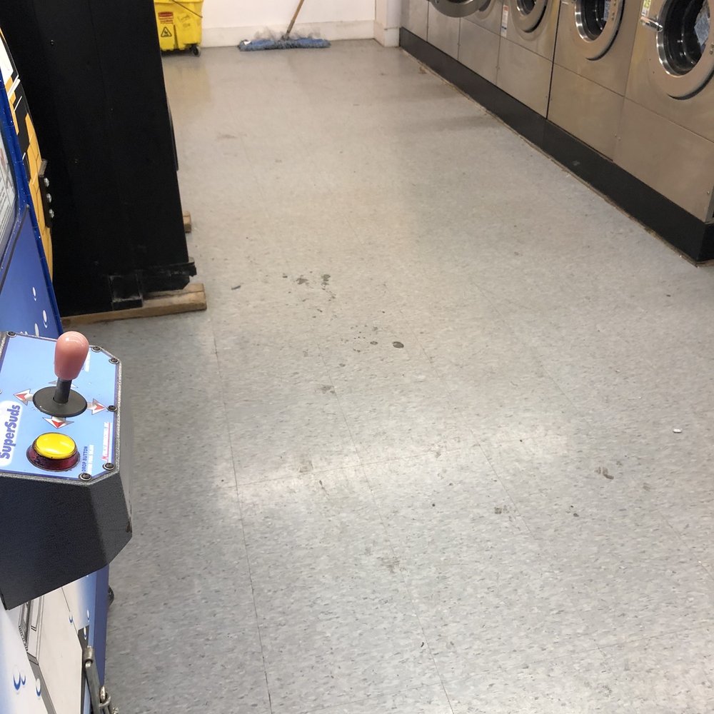 SuperSuds Laundromat - Disgusting floor - Laundromat Near Me - Winchester, Virginia SuperSuds Laundromat - Disgusting floor - Laundromat Near Me - Winchester, Virginia