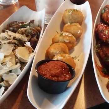 Common Theory - Happy hr apps - Gastropubs Near Me - San Diego, California