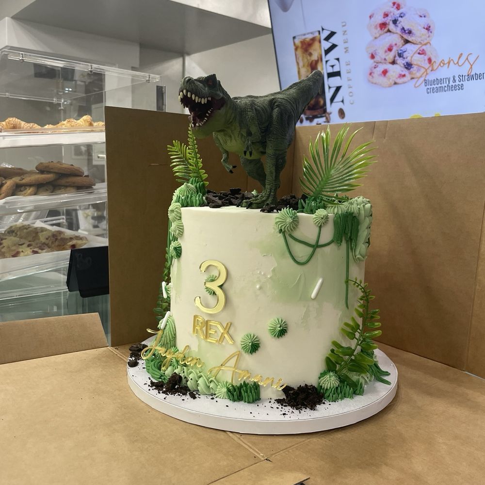 Oahu Bakes & Brew - Custom Cakes Near Me - Kapolei, Hawaii Oahu Bakes & Brew - Custom Cakes Near Me - Kapolei, Hawaii