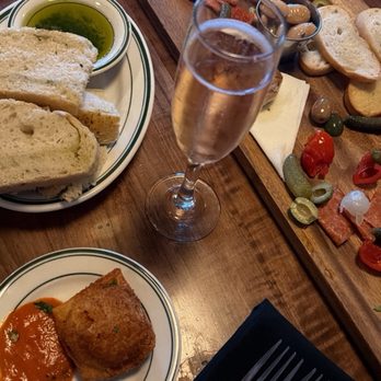 IL Primo - Italian Near Me - Ooltewah, Tennessee