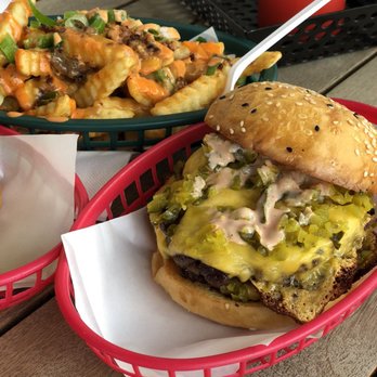 Pauly's Diner - Burgers Near Me - Taupo, WKO
