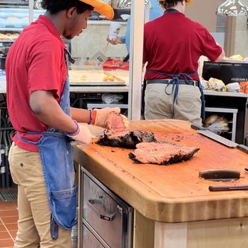 Buc-ee's - Gas Stations Near Me - Robertsdale, Alabama