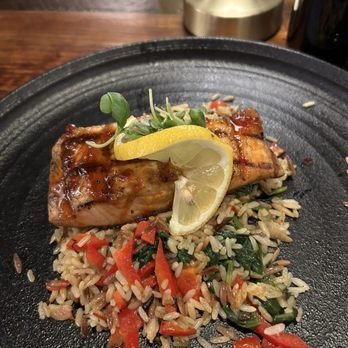 The Lodge Annapolis - Salmon & Orzo - American Near Me - Annapolis, Maryland