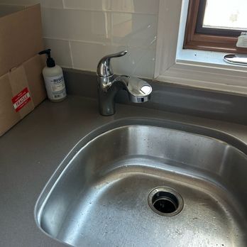 Nick4Upro Handyman - Installation kitchen faucet - after - Handyman Near Me Nick4Upro Handyman - Installation kitchen faucet - after - Handyman Near Me