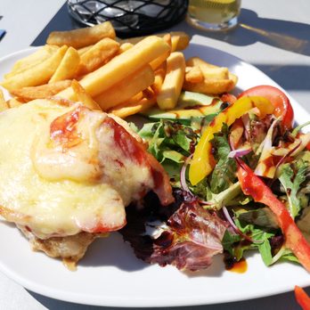 Rock Inn - Pubs Near Me - Wadebridge, CON