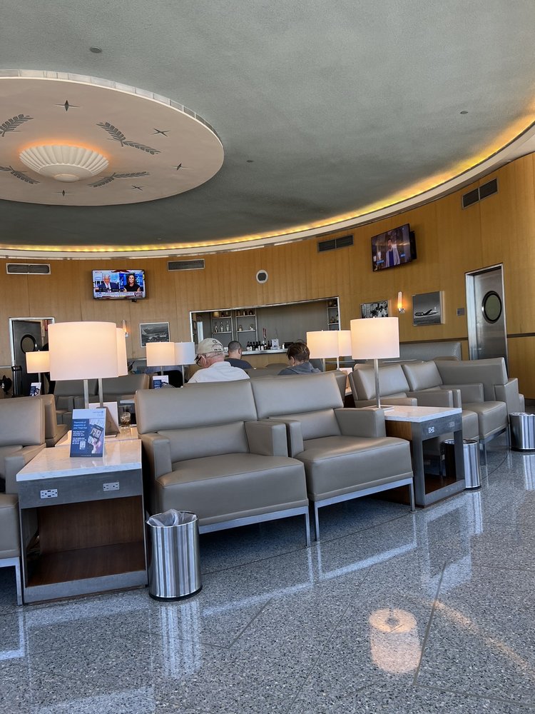 UNITED CLUB 90 Photos & 55 Reviews 2605 S Clark St, Arlington