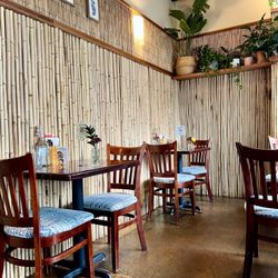 Norah - Dining room