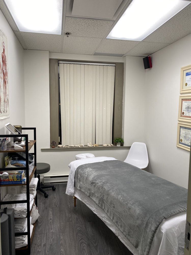 DARJA KOLAR Updated August 2024 Request an Appointment 6400