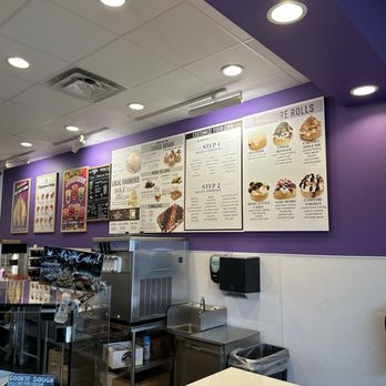 Cinnaholic - Bakeries Near Me - Greensboro, North Carolina