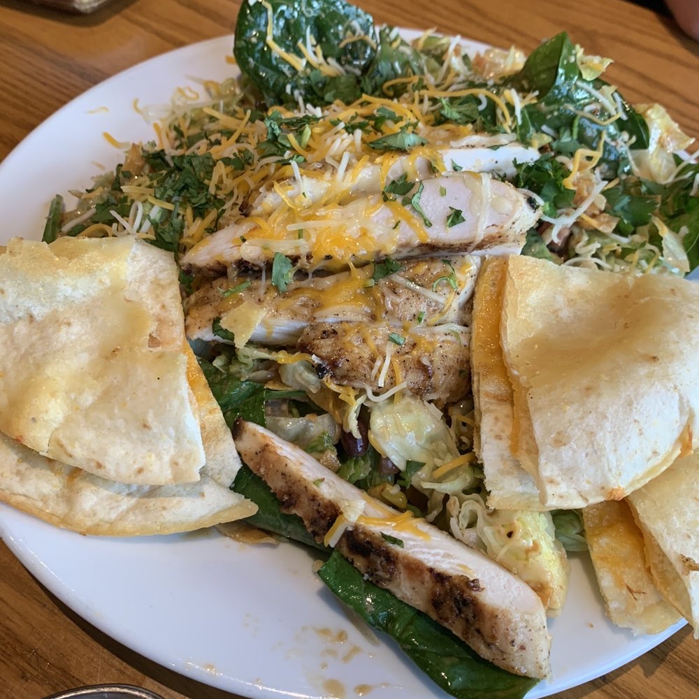 Chili's - Quesadilla Explosion Salad - Bars Near Me - Newark, Delaware Chili's - Quesadilla Explosion Salad - Bars Near Me - Newark, Delaware
