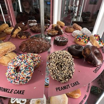 Voodoo Doughnut - Donuts Near Me - Chicago, Illinois