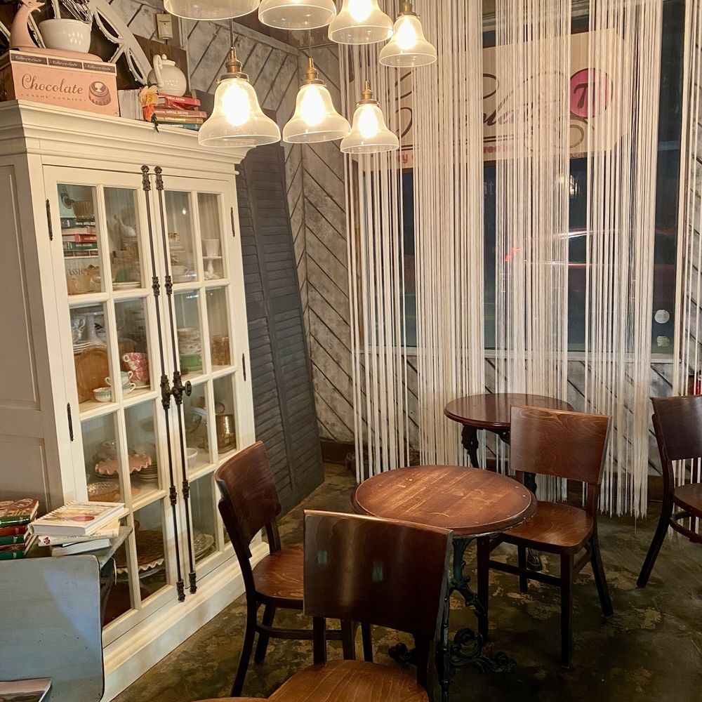 Chocolate Pi - cute seating area Chocolate Pi - cute seating area