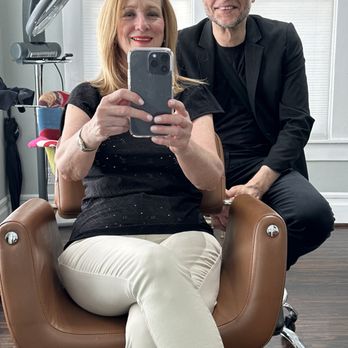 Shine in the Heights - Love my hair cut! Ask for Konstantine Kalfas! - Hair Salons Near Me - Houston, Texas