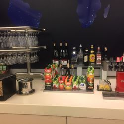HSBC Premier Lounge - Drink selection