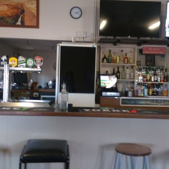 Wheatsheaf Hotel - Bar - Hotels Near Me - Price, SA