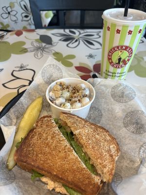 3005 Veterans Memorial Blvd by null