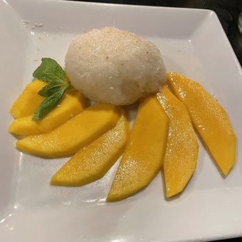 Wild Thaiger - Mango w/ sticky rice - Thai Near Me - Phoenix, Arizona