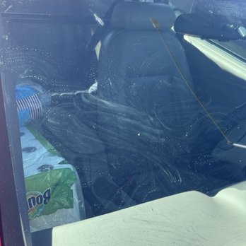 7 Flags Car Wash - Streaky smear window - Car Wash Near Me - Vallejo, California