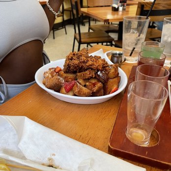Ruby Slipper Marigny - Fried Chicken with French toast sticks - Breakfast & Brunch Near Me - New Orleans, Louisiana Ruby Slipper Marigny - Fried Chicken with French toast sticks - Breakfast & Brunch Near Me - New Orleans, Louisiana