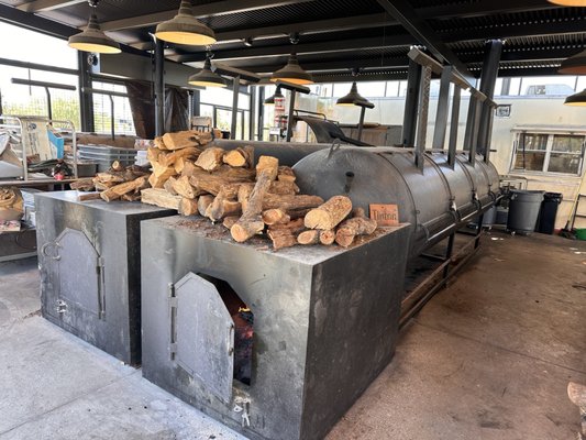 Bashful Bandit Barbecue by null