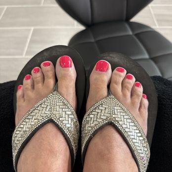 Paint Nail Bar - Tomball - Pretty pink toes! Ready for sandals! - Nail Salons Near Me - Houston, Texas