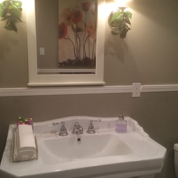 Bruce K Smith Salon - Cute restroom - Hair Salons Near Me - La Canada Flintridge, California Bruce K Smith Salon - Cute restroom - Hair Salons Near Me - La Canada Flintridge, California