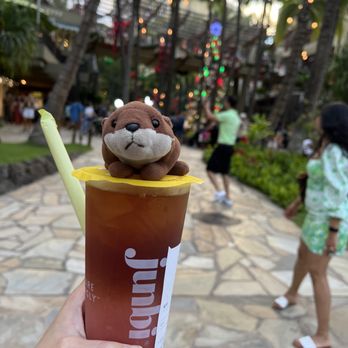 Junbi - Waikiki - Guava Black Tea with lychee - Coffee & Tea Near Me - Honolulu, Hawaii