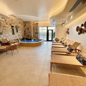 Spa Kalahari & Salon - Hydro Escape Room - Massage Near Me - Round Rock, Texas
