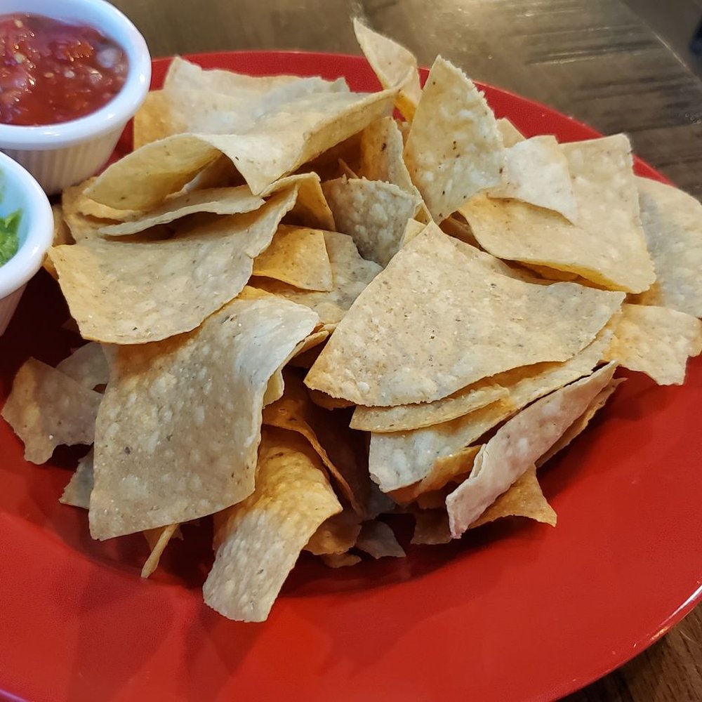 Corona Beach House - Chips, salsa and guac. - American Near Me - Miami, Florida Corona Beach House - Chips, salsa and guac. - American Near Me - Miami, Florida