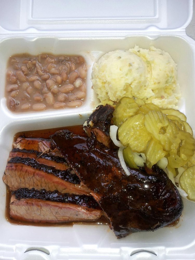 WALKERS SMOKEHOUSE CLOSED Updated July 2024 36 Photos 2503 Funston Rd, San Antonio