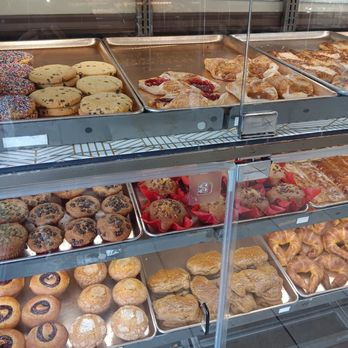 El Encanto Bakery - Baked daily - Bakeries Near Me - Perris, California
