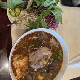 Spicy pho with pork bone