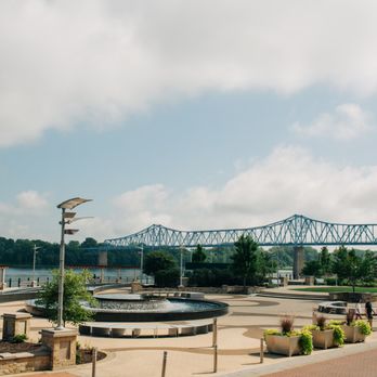 Goodwood - a view of a bridge and a fountain - Breakfast & Brunch Near Me - Owensboro, Kentucky Goodwood - a view of a bridge and a fountain - Breakfast & Brunch Near Me - Owensboro, Kentucky