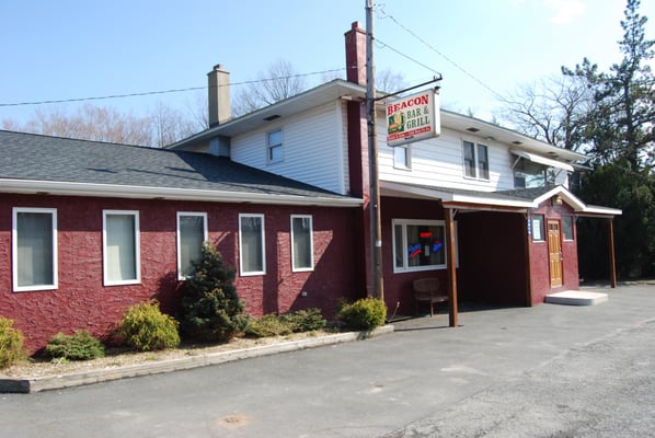 The Beacon Bar & Grill by null