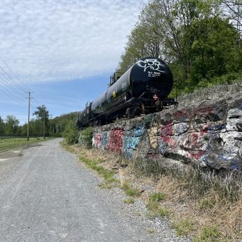 Burlington Bike Path - The train. - Hiking Near Me Burlington Bike Path - The train. - Hiking Near Me