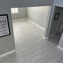 a picture of a tile floor