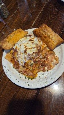 Mr. Ginos Restaurant & Bar by null