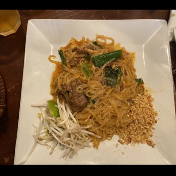Monsoon Siam - Pad Thai with beef- Thailand's traditional thin rice noodles with peanuts, been sprouts, scallions and an egg. - Thai Near Me - Madison, Wisconsin