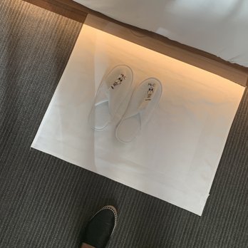33 Hotel - Each side of the bed had slippers! *Nice touch - Hotels Near Me - New York, New York 33 Hotel - Each side of the bed had slippers! *Nice touch - Hotels Near Me - New York, New York