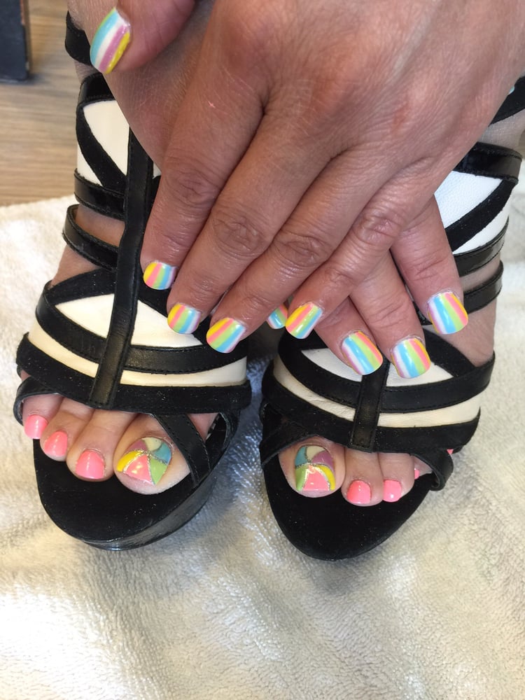 SIGNATURE NAILS AND SALON Updated June 2024 55 Hanover St, Lebanon