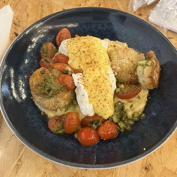 Eggspectation - Timonium - Shrimp & Crab Benedict - Breakfast & Brunch Near Me - Timonium, Maryland