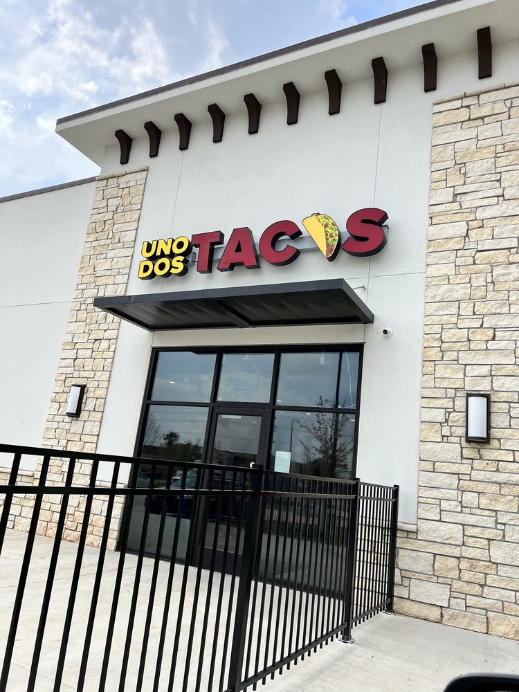 Uno Dos Tacos