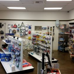 Cal's Marine Power Center - Cal's Marine showroom