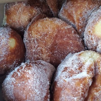Leonard's Pearlridge Malasada Mobile - Dozen original malasadas - Desserts Near Me - Aiea, Hawaii Leonard's Pearlridge Malasada Mobile - Dozen original malasadas - Desserts Near Me - Aiea, Hawaii
