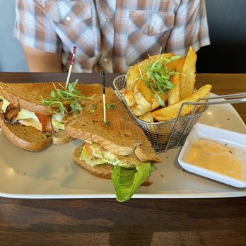 Fat Stork - House BLT sandwich - New American Near Me - Davie, Florida Fat Stork - House BLT sandwich - New American Near Me - Davie, Florida