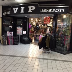V I P Luggage & Gifts
