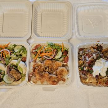 Tapas Kitchen - Pork bao, garlic shrimp, carnita nachos - Food Trucks Near Me - Honolulu, Hawaii